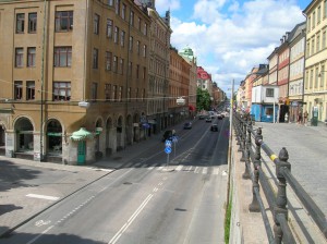 Hornsgatan_västerut_sett_från_Hornsgatspuckeln_2005-07-18